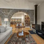 Loja Sr Costa By Casas Com Estoria Boutique * Santa Comba Dao